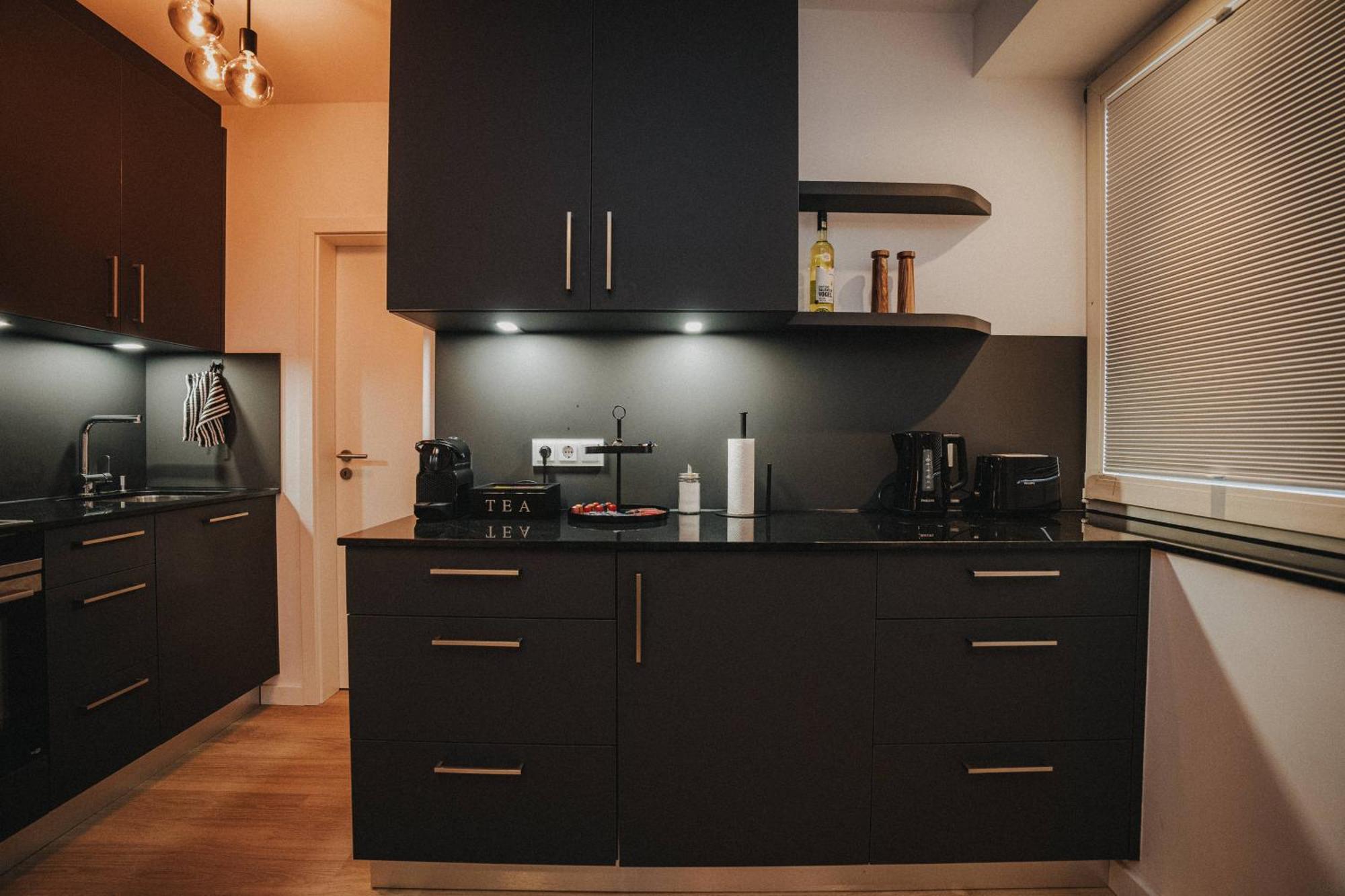 Downtown Apartment Mit Luxusbad Am Hafen Nur 5 Minuten Zu Fuss In Die Innenstadt Und Zum Bahnhof! Oldenburg Dış mekan fotoğraf